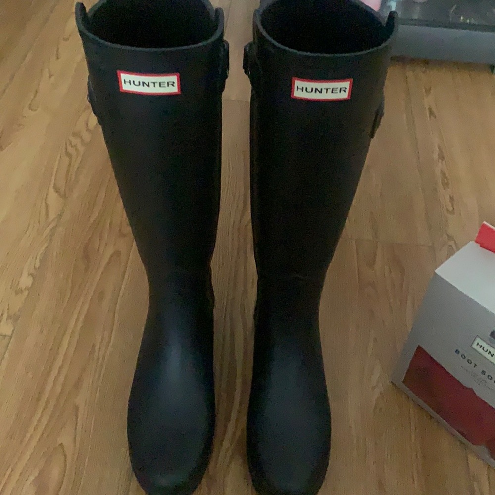 Size 8 brand new hunter high boots